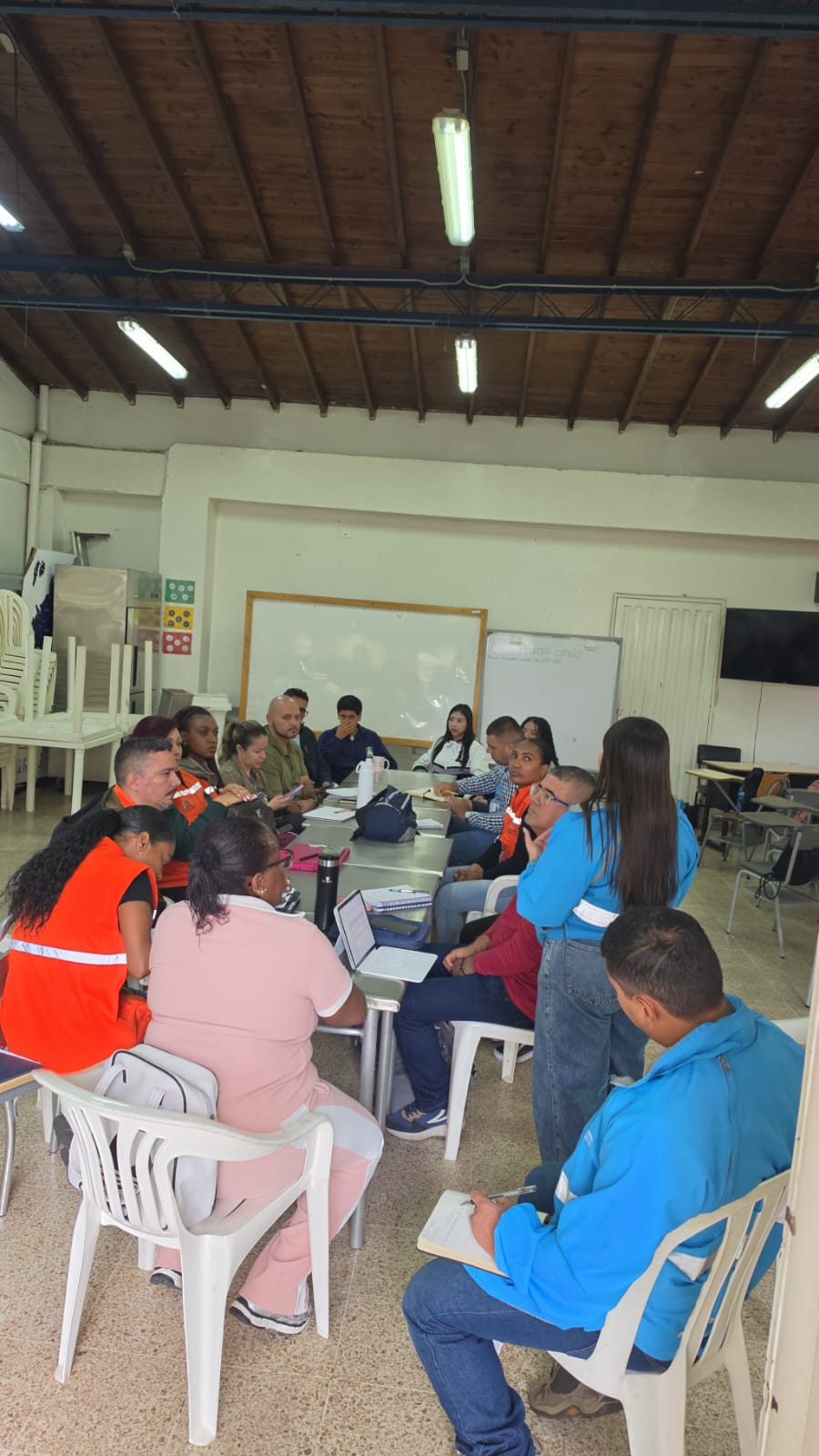 Se informa a la comunidad educativa y en general a todas las personas cercanas a la institución educativa que el lunes 03 DE AGOSTO DE 2026, se tiene programado el inicio de obras el inicio de obras en el bloque B y el Restaurante Escolar